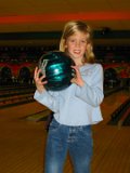 100-0022 IMG-S330 : 2003, Alison, Christmas, bowling