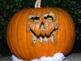 E8700-20041105-DSCN0600  Holloween 2004 Pumpkin Carving Jackolantern : 2004, Halloween, pumpkin