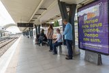 ILCE-6000-20181014-DSC04957  Agualva-Cacém metro station : 2018, Algualva-Cacem, Hal, Lois, Portugal, Teresa, _highlights_, _year_, metro station