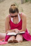 Reading on the Beach 2 : 2016, Kill Devil Hills, Meghan, beach